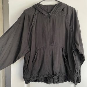Lululemon athletica Windbreaker Anorak in Black Size 4